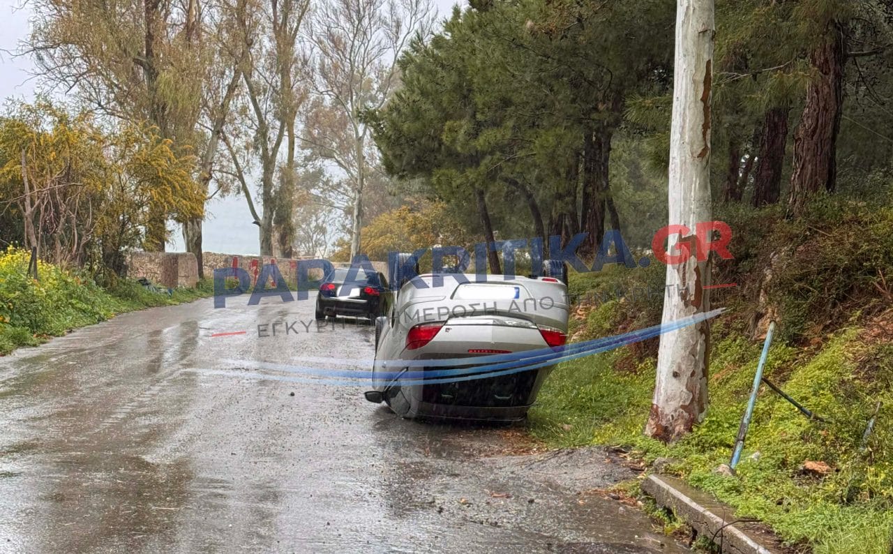 ΧΑΝΙΑ: "Μπαράζ" τροχαίων σε Σούδα και Κουμπελή, με παράσυρση πεζού και ανατροπή οχήματος (φωτογραφίες)